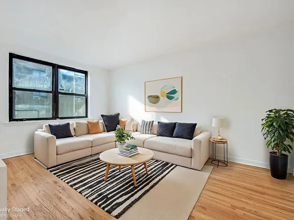 52-18 39th Ave #3C, Woodside, NY 11377