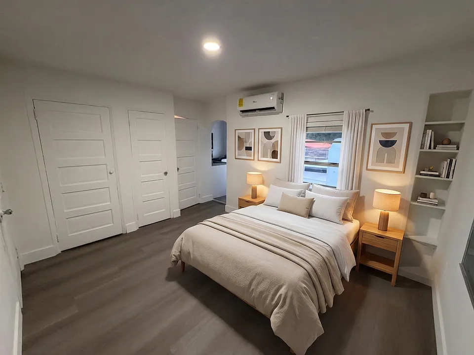 330 NW 25th Ave #3