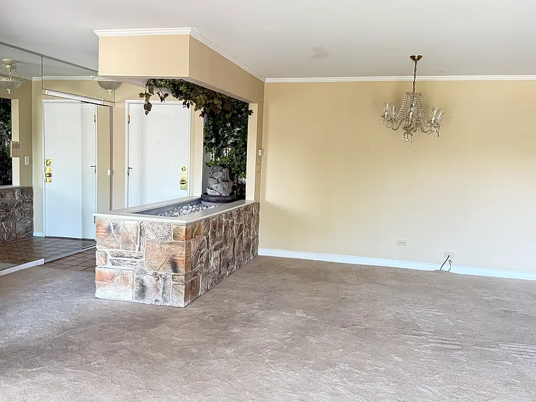 1311 S Finley Rd — Photo 1
