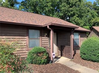 1818 Guyer St APT D, High Pt, NC 27265