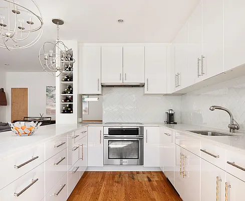 Sold by Compass | media 1