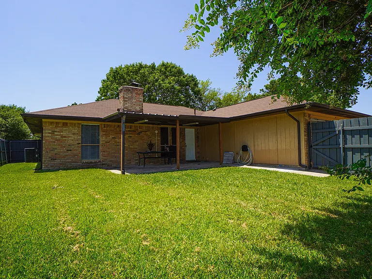 7113 Ridgeview Dr — Photo 25