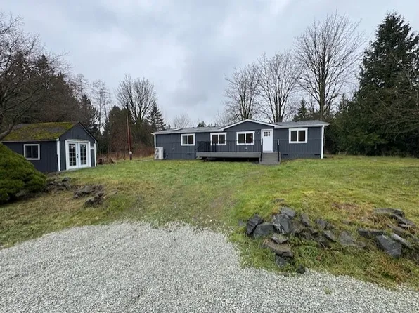 7318 Happy Hollow Rd, Stanwood, WA 98292