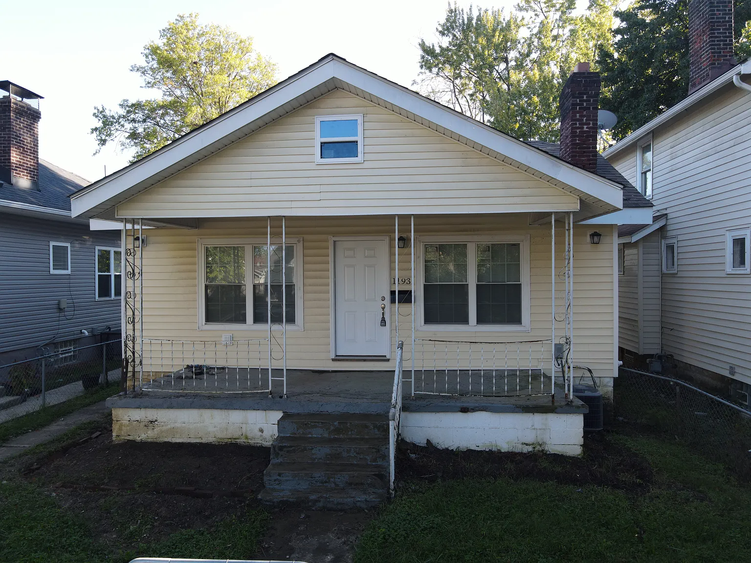 1193 E 16th Ave — Photo 3