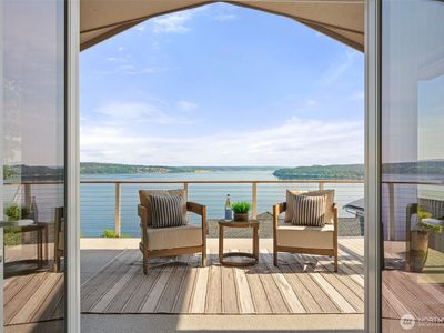 7 33rd Avenue NW, Gig Harbor, WA, 98335