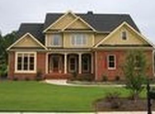 1021 Dials Plantation Dr, Statham, GA 30666