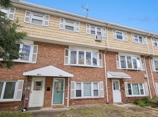 11 Elna Ct, Bayonne, NJ 07002