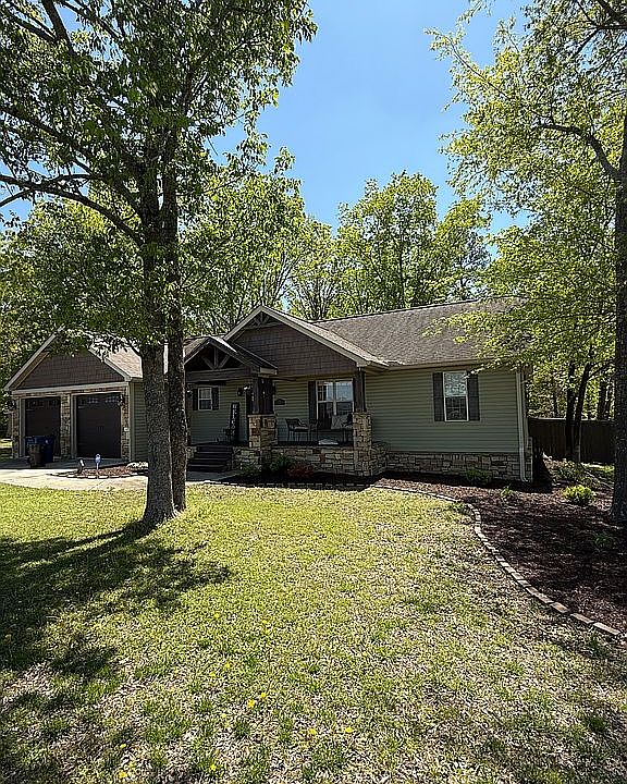 1st image of 70 Buck Island Dr