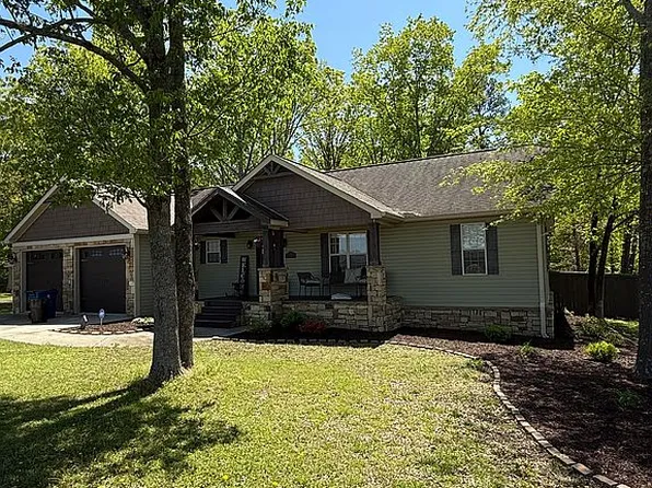 70 Buck Island Dr, Guntersville, AL 35976