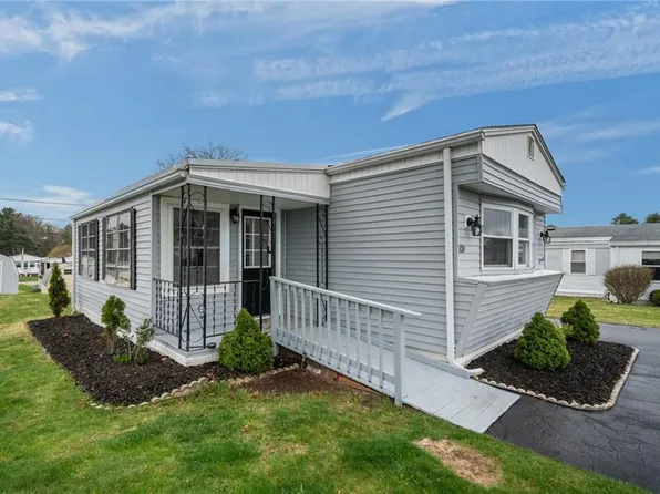 10 Lane #D, Coventry, RI 02816