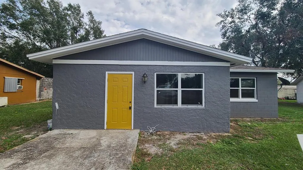 2921 Wheeler St — Photo 1