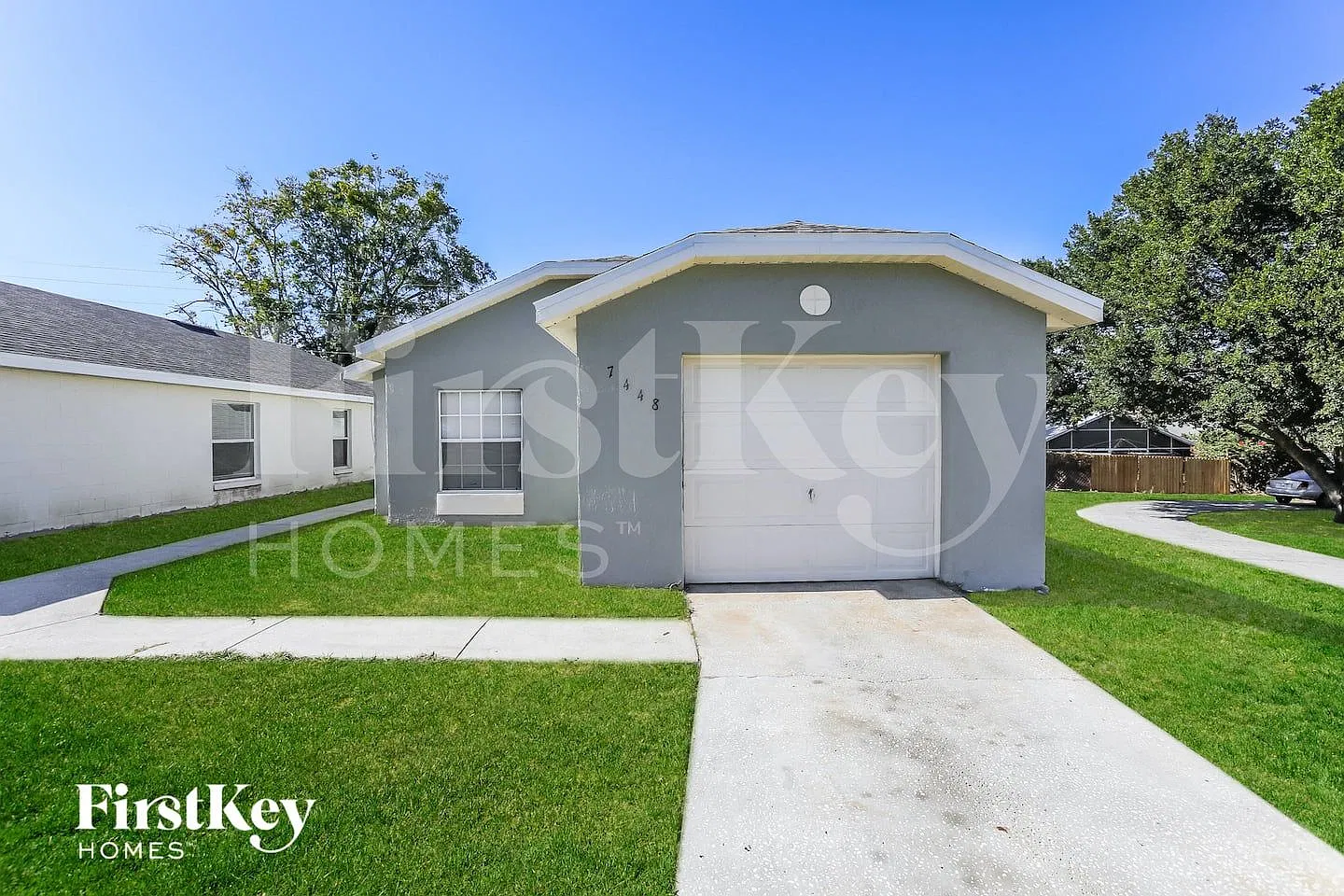 3 bed, 2.0 bath, 1300 sqft, $2,120 — Photo 1