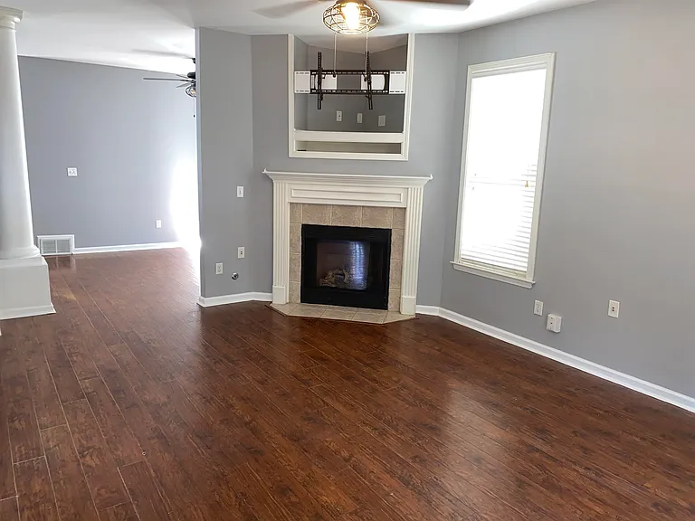 1306 Isle Pointe Dr — Photo 3