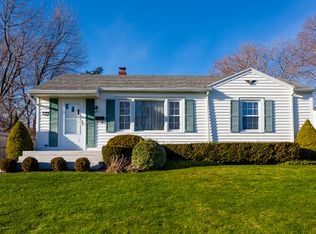 162 Ingomar Dr, Rochester, NY 14612