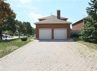 460 Chieftan Cir #BASEMENT, Mississauga, ON L4Z 3A6