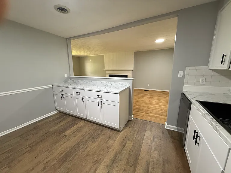 1108 Sunset Dr — Photo 12