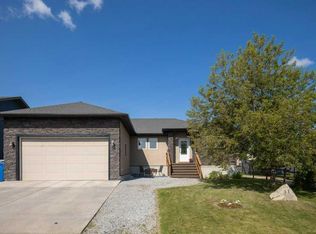 431 Carriage Lane Cross, Carstairs, AB T0M0N0