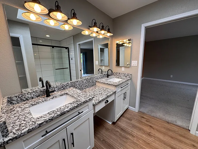 11100 Academy Ridge Rd NE — Photo 10