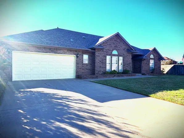 817 W Cherokee Way, Mustang, OK 73064
