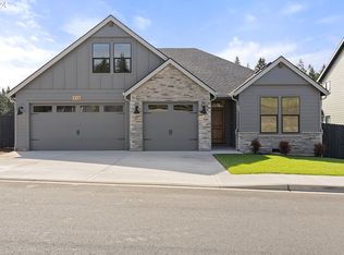 210 W 20th Way, La Center, WA
