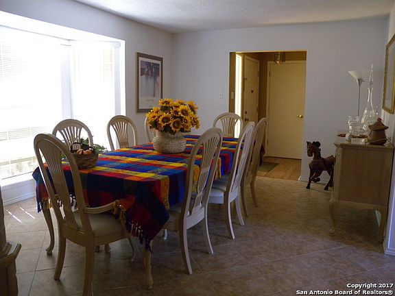 2nd image of 5535 Merkens Dr