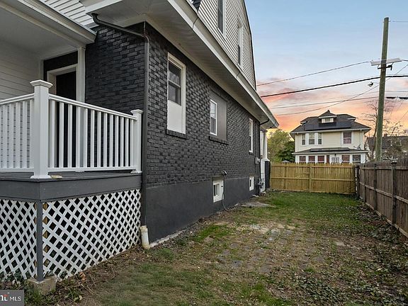 3rd image of 306 Berwyn Ave