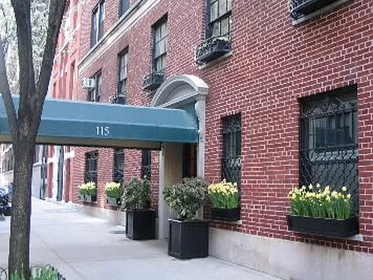 Sold by Corcoran | media 7