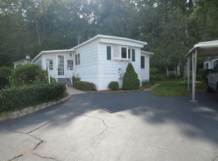 33 Hillpond Dr, Mansfield, CT 06268