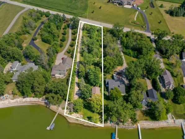 3539 Nicolet Dr, Green Bay, WI 54311