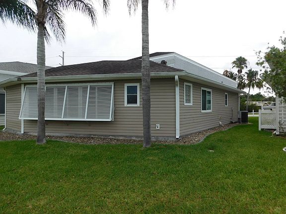 5th image of 832 Plantation Dr