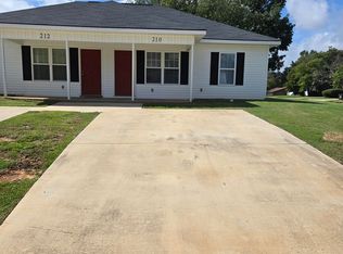 Woodcrest Knolls 210-212, Warner Robins, GA 31093
