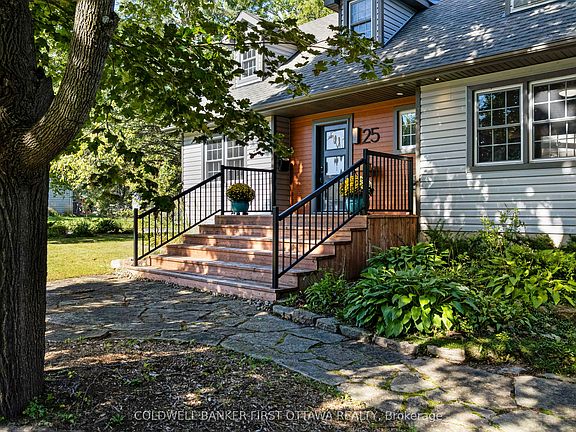 3rd image of 25 Robert Rd