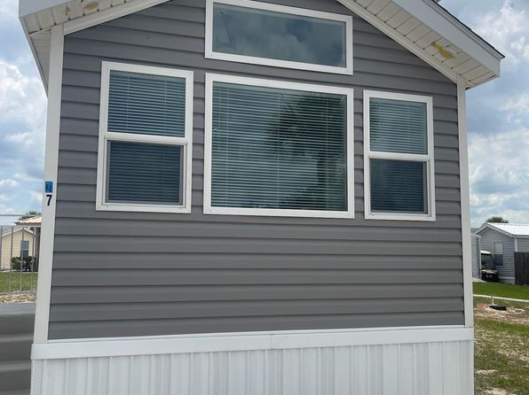 43 Grassy Lake Cir