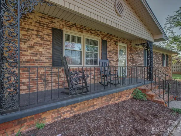 332 Circleview Dr, Shelby, NC 28150