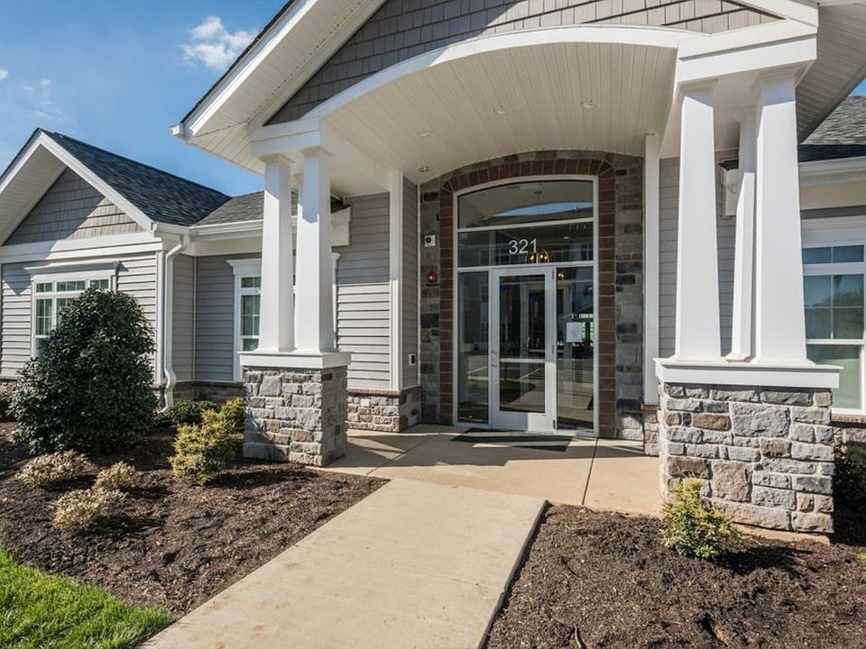 1st image of 301 Amore Ln