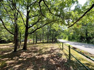 953 East Rd, Vian, OK 74962