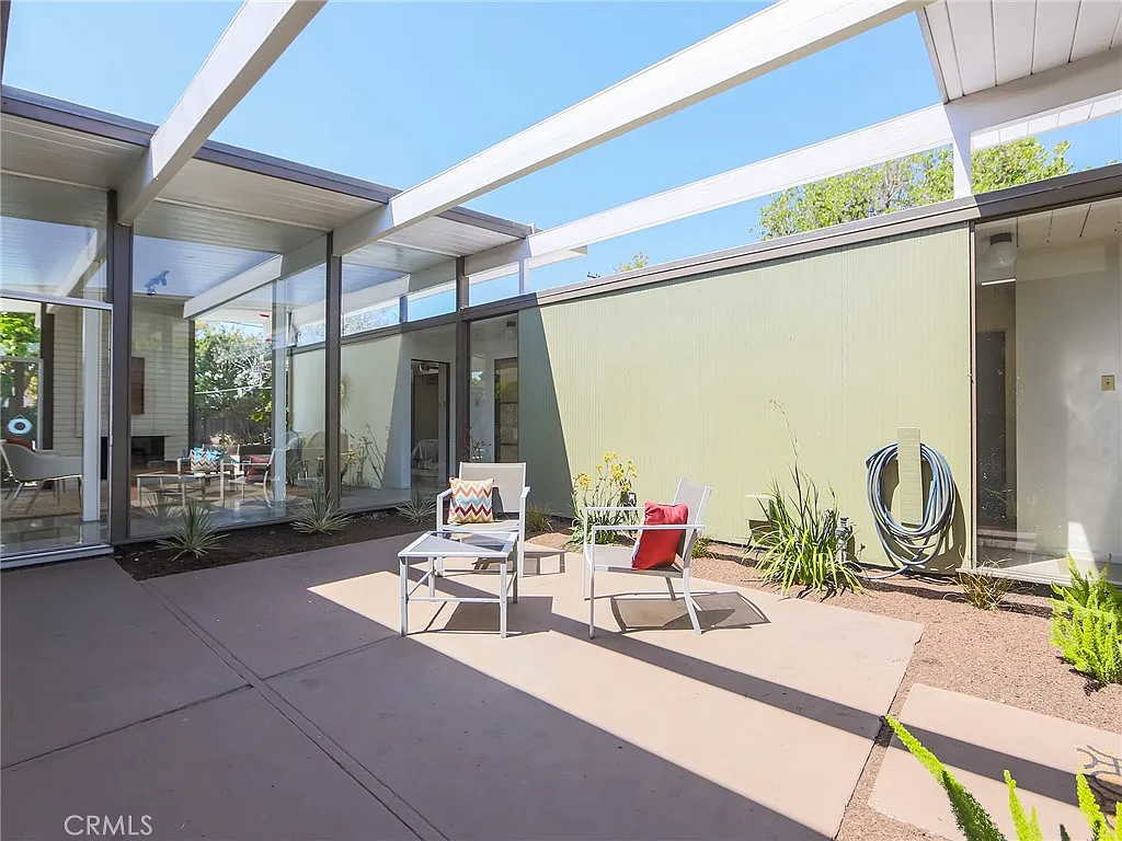 4 bed, 1729 sqft, $6,000 — Photo 4