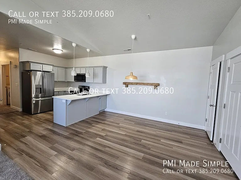 4064 W 1850 N #301 — Photo 6