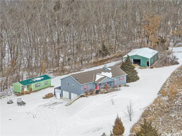 36406 E Old Pink Hill Rd, Oak Grove, MO 64075