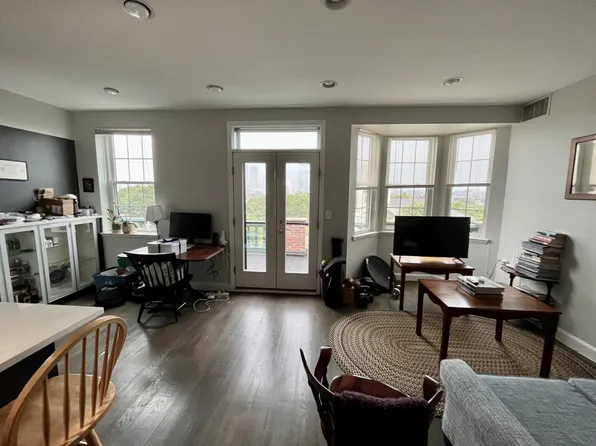 14 John Eliot Sq APT 6B, Boston, MA 02119