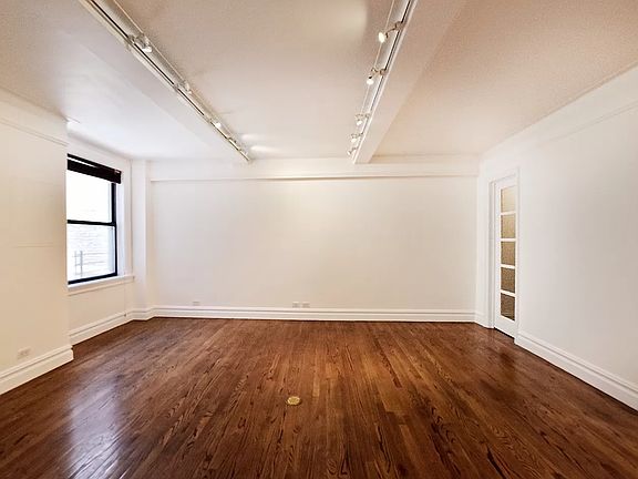 4th image of 107 W 86th St #4EF