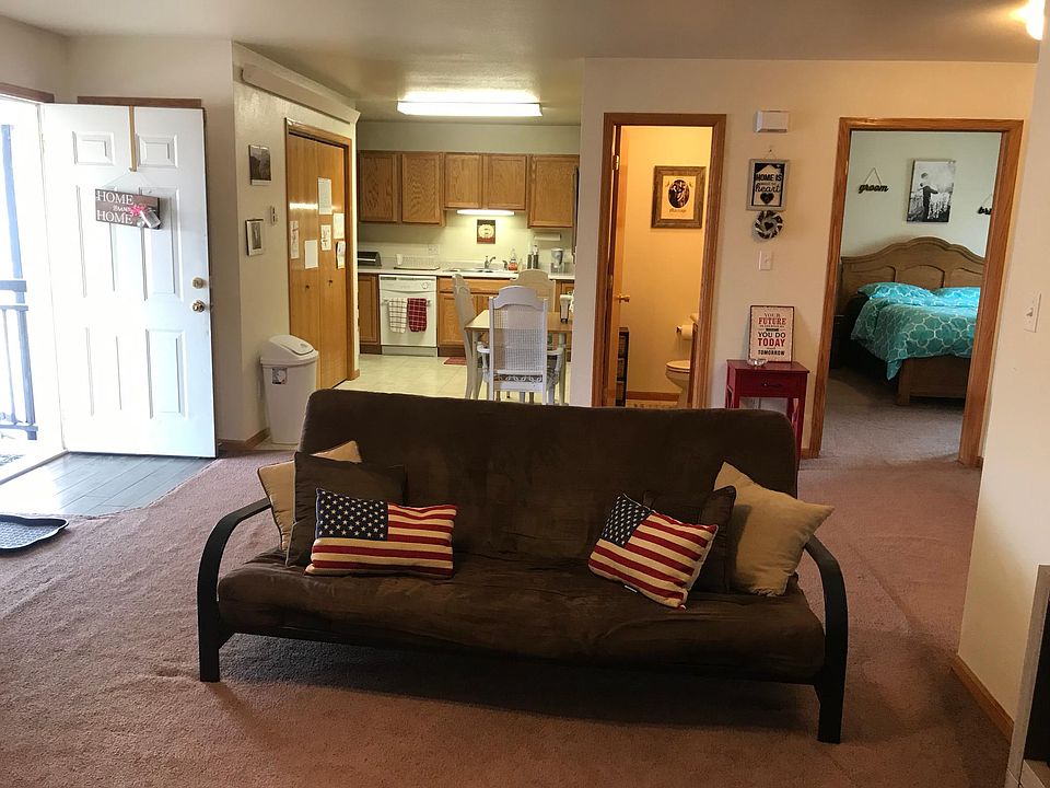 1st image of 1424 Thaxton Ct APT B