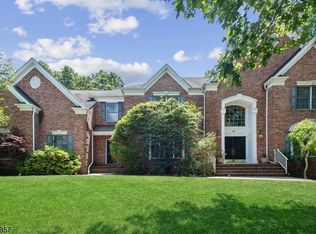 15 Orchard Way, Warren, NJ 07059