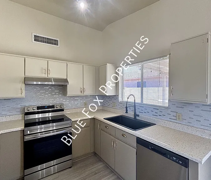 9055 E Alderpoint Way — Photo 6