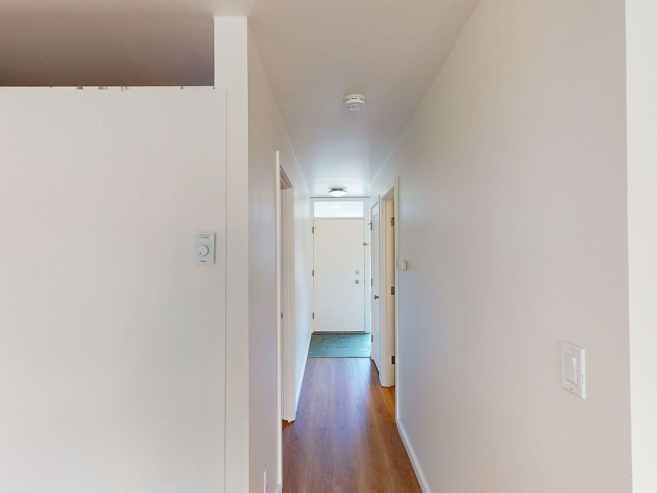 1st image of 1909 Franklin Ave E #17465991