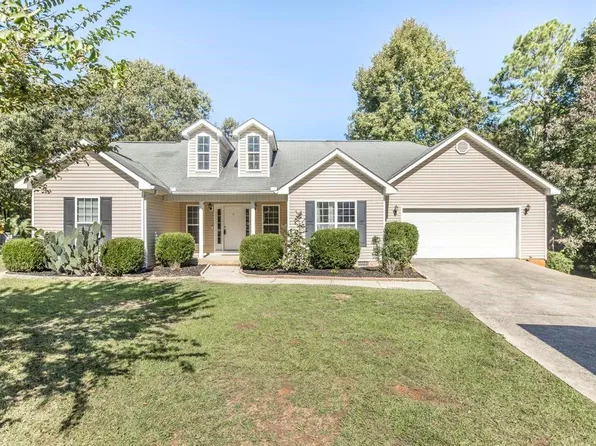 35 Craig Ave, Byron, GA 31008