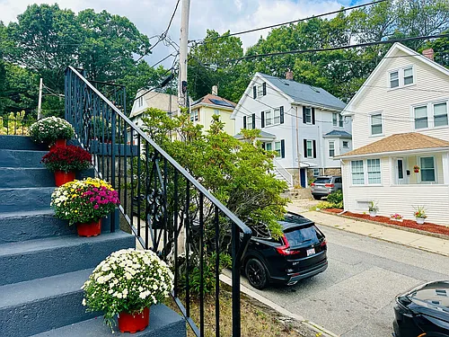 8 Lee Hill Rd #1 Photo 1