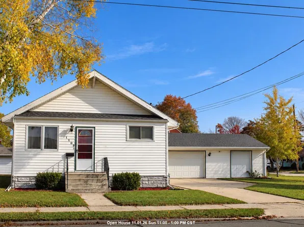 1105 Lowell St, Two Rivers, WI 54241