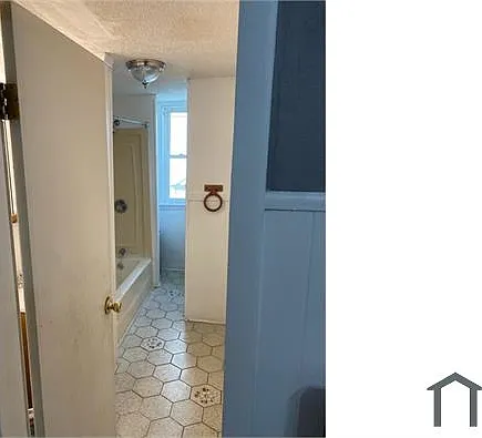 26 Almont Ave #2 — Photo 10
