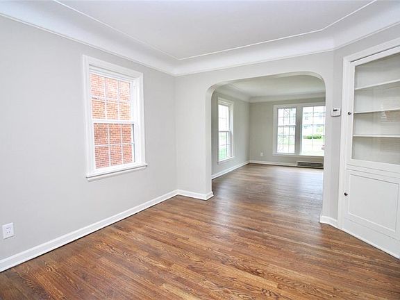 4th image of 17008 Scottsdale Blvd